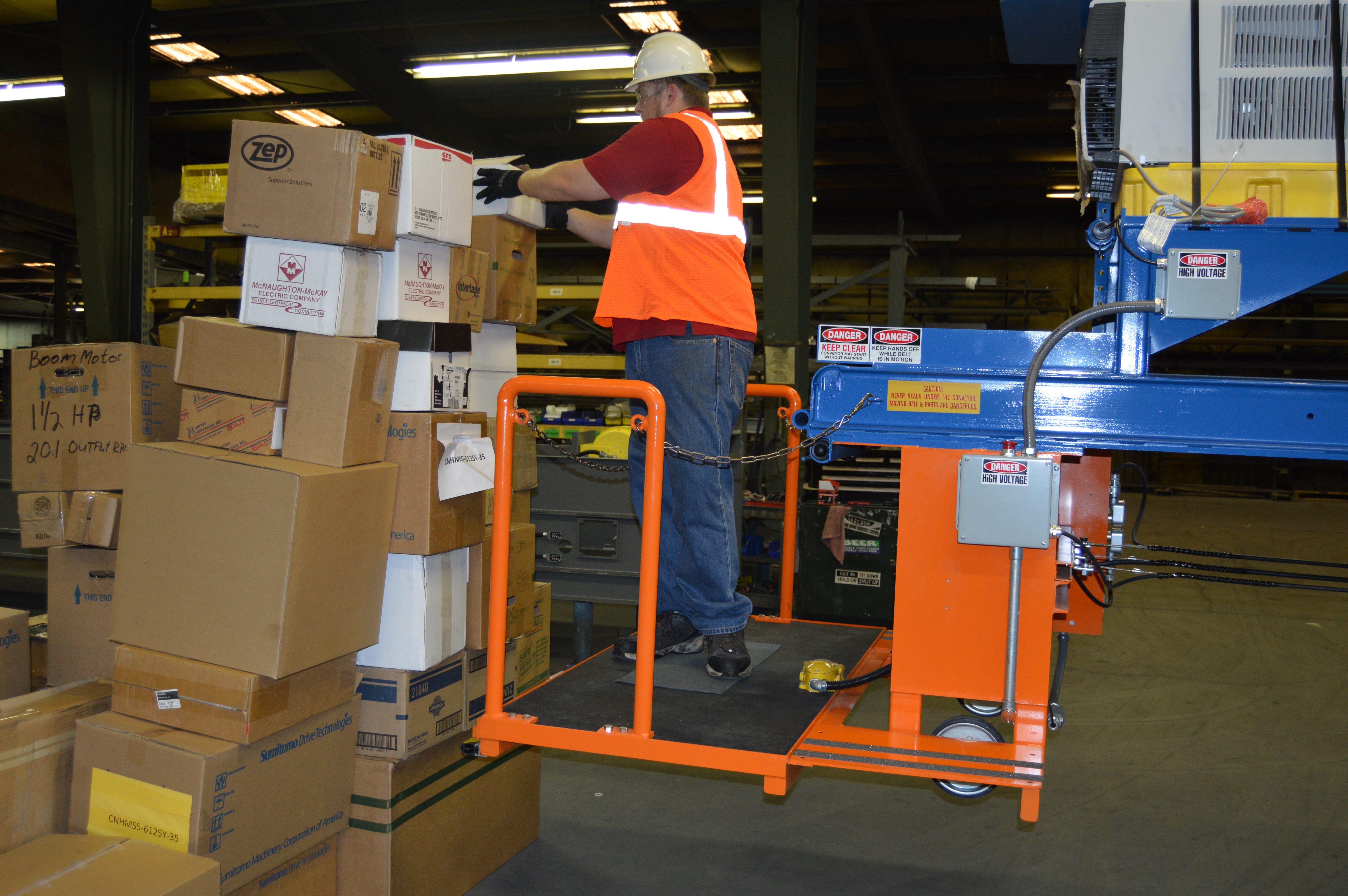 Photo of the Adjustoveyer telescoping extendable conveyor